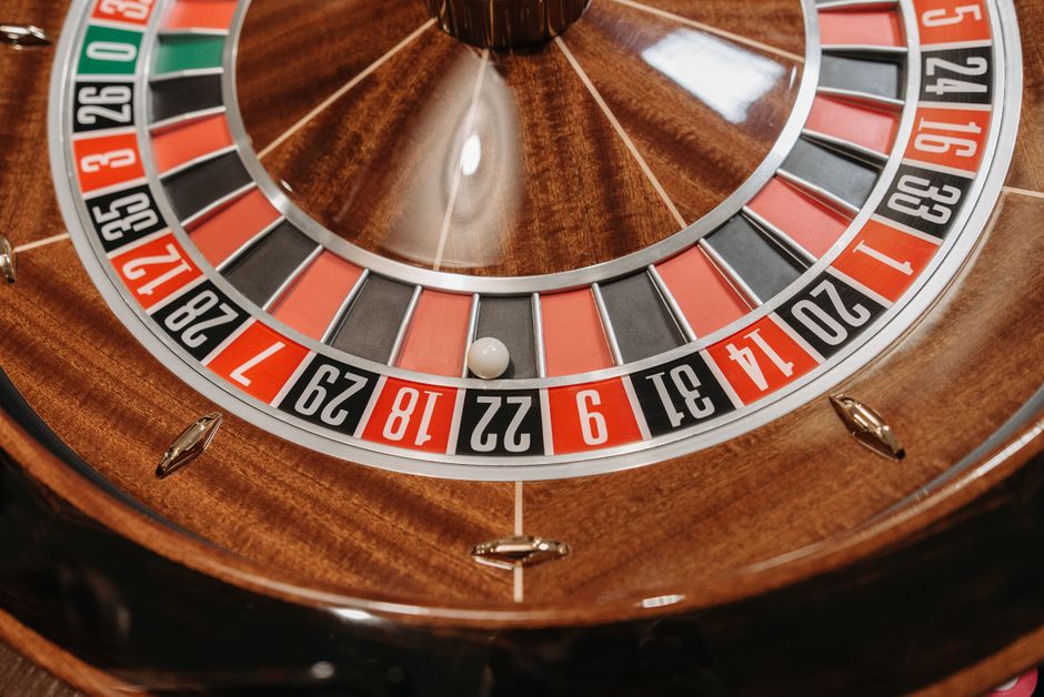 Slot Dewa: Menggapai Kemenangan dengan Sentuhan Divine di Dunia Slot Online Profesional